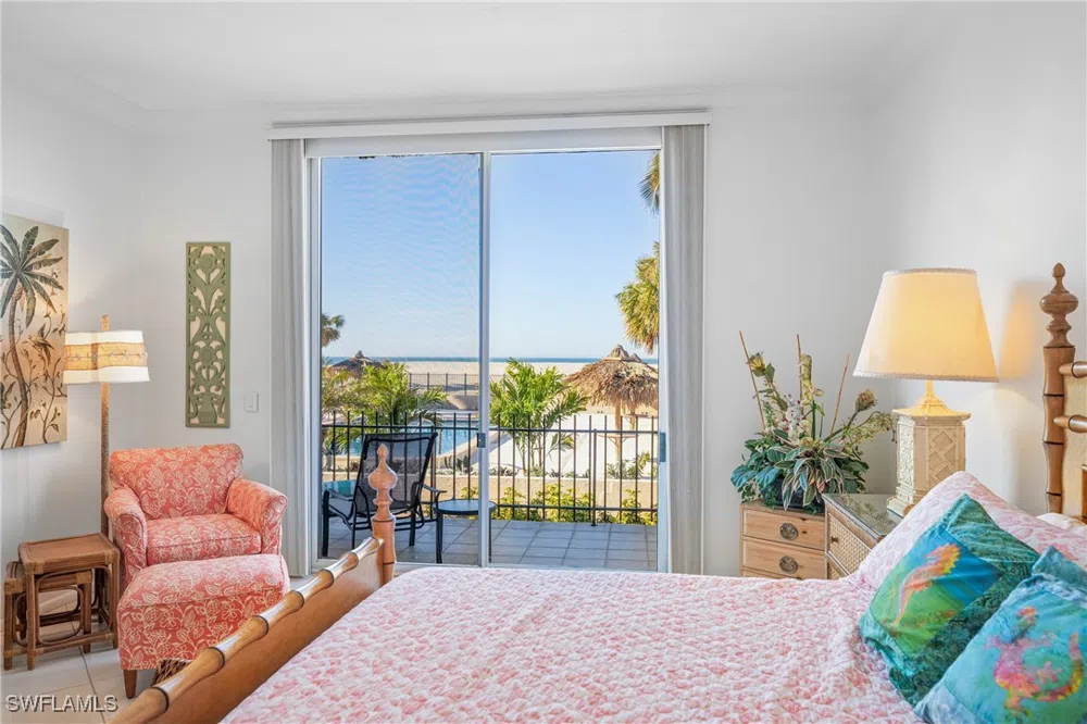 BENJAMIN FRANKLIN DRIVE #102 Sarasota, FL 34236