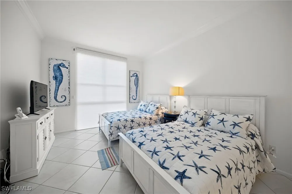 BENJAMIN FRANKLIN DRIVE #102 Sarasota, FL 34236