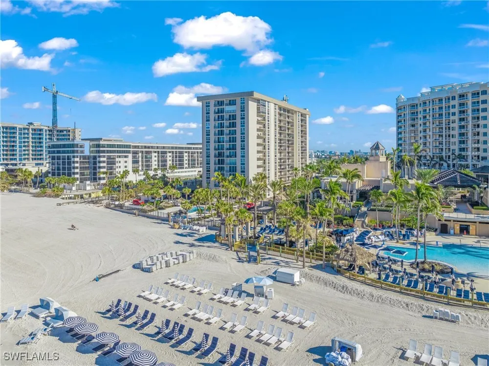 BENJAMIN FRANKLIN DRIVE #102 Sarasota, FL 34236