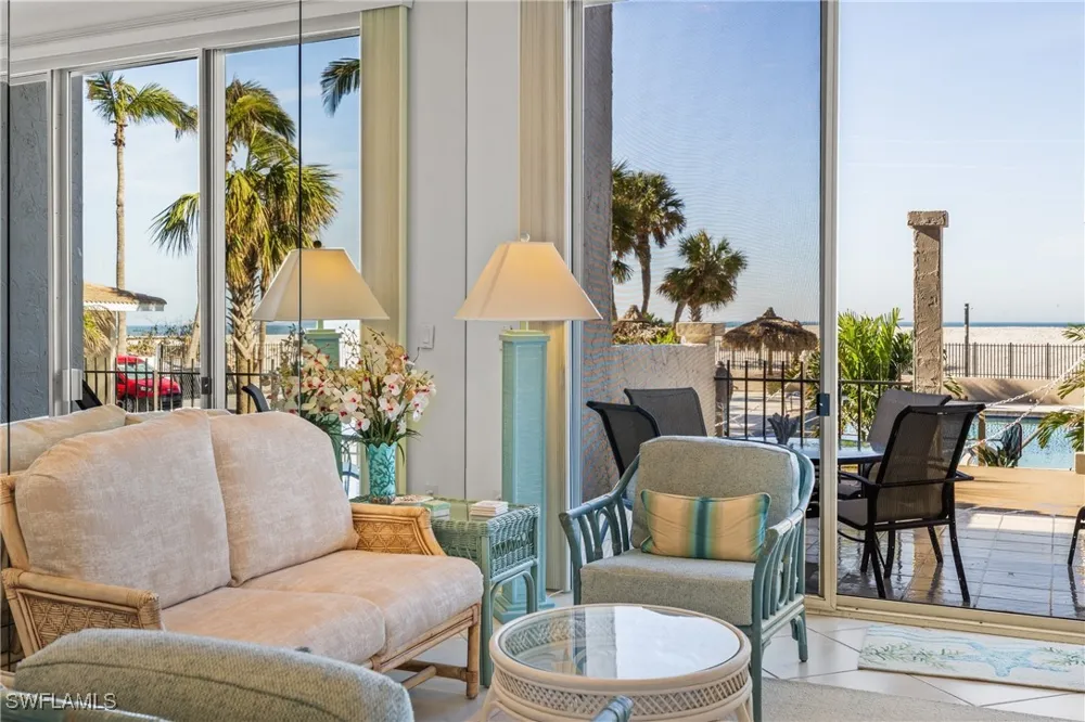 BENJAMIN FRANKLIN DRIVE #102 Sarasota, FL 34236