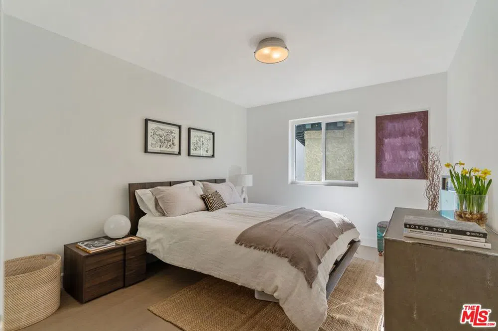 2501 S Westview Street #103 Los Angeles, CA 90016