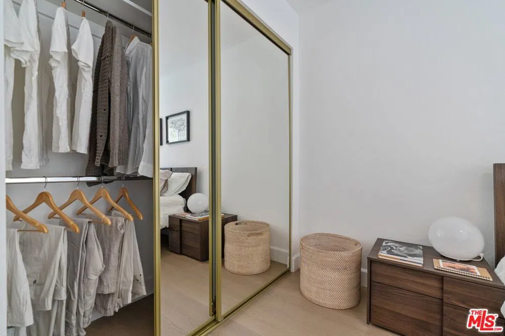 2501 S Westview Street #103 Los Angeles, CA 90016