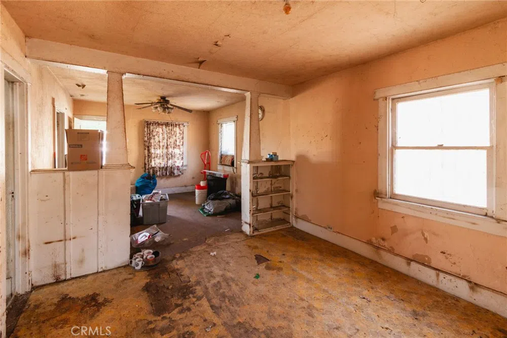 2908 Future Street Los Angeles, CA 90065