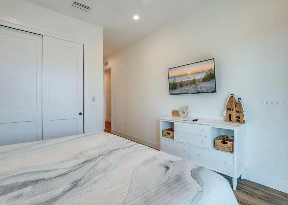 9403 GULF DR Anna Maria, FL 34216