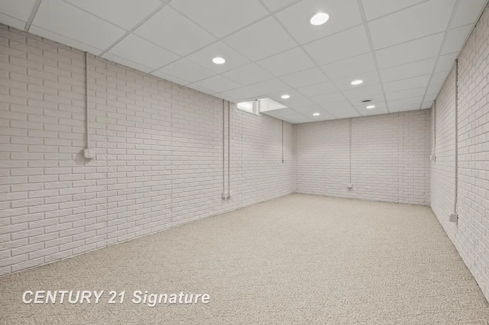 6790 Hospital Road Tittabawassee Township, MI 48623