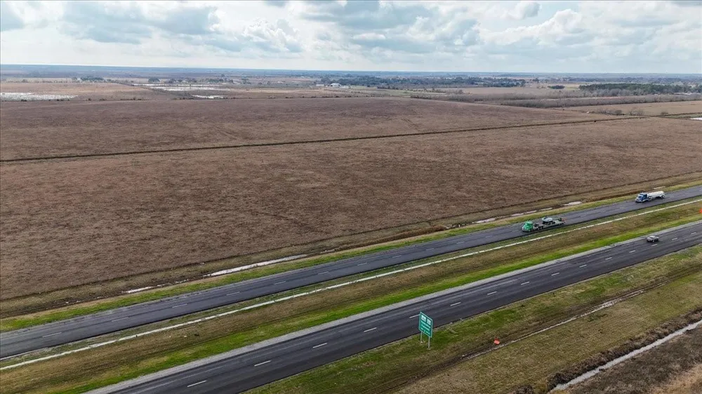 Hwy 73 Winnie, TX 77665
