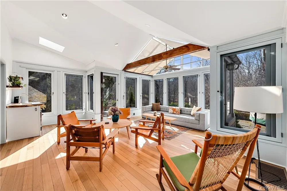 106 Old Stone Hill Road Pound Ridge, NY 10576