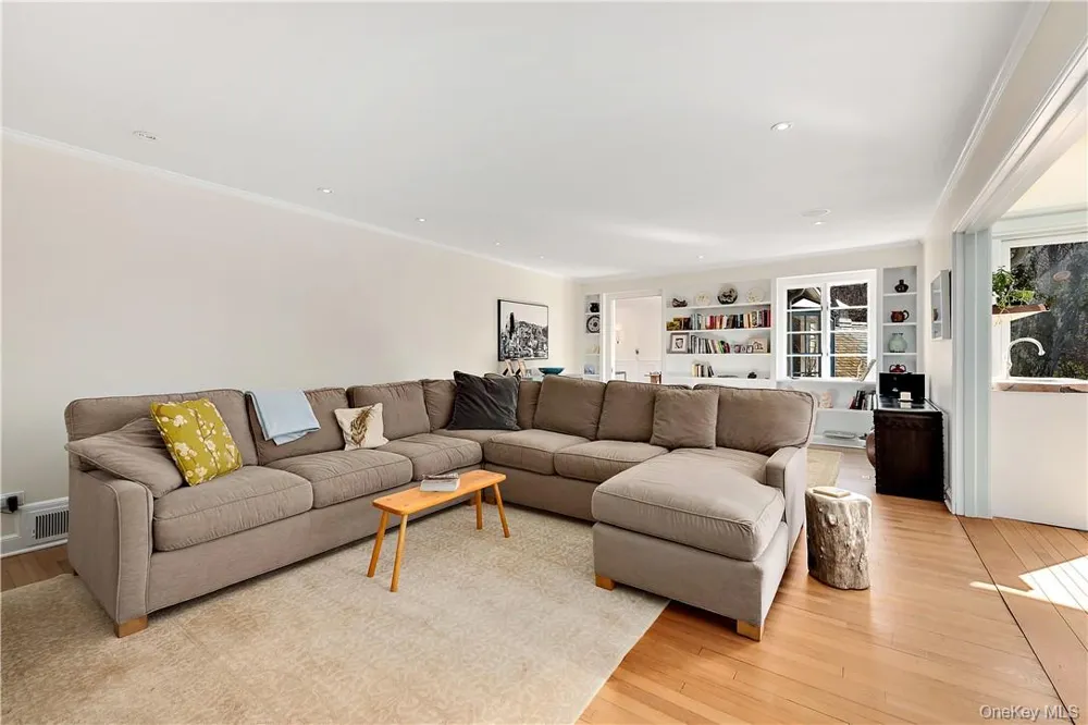 106 Old Stone Hill Road Pound Ridge, NY 10576