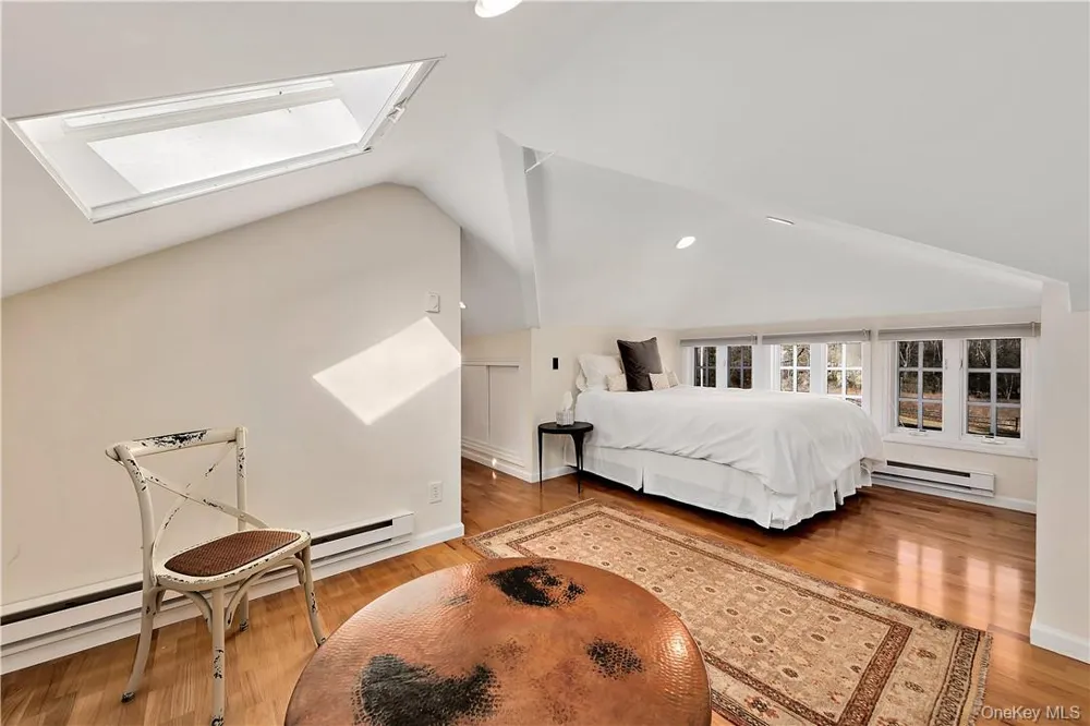 106 Old Stone Hill Road Pound Ridge, NY 10576