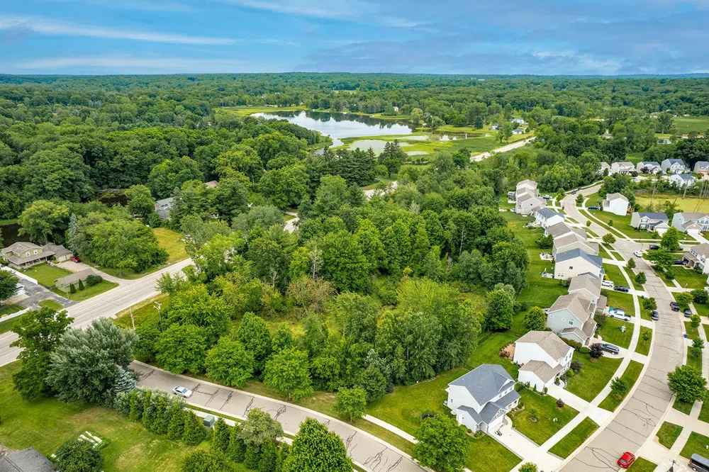 2436 Ortonville Road Brandon Charter Township, MI 48462