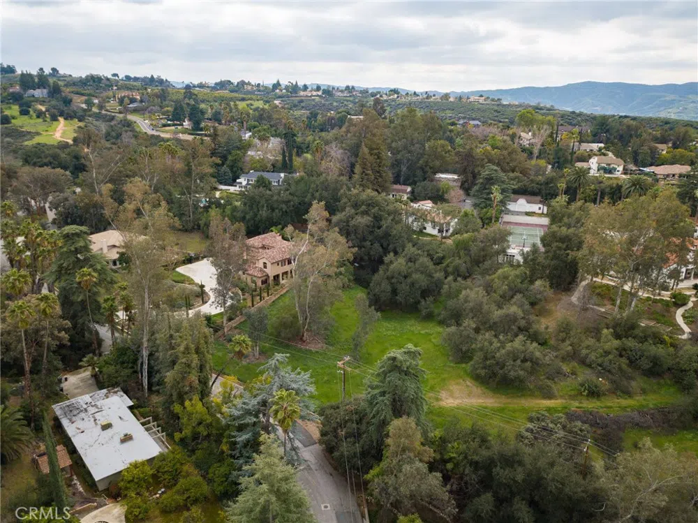 1702 Dwight Street Redlands, CA 92373