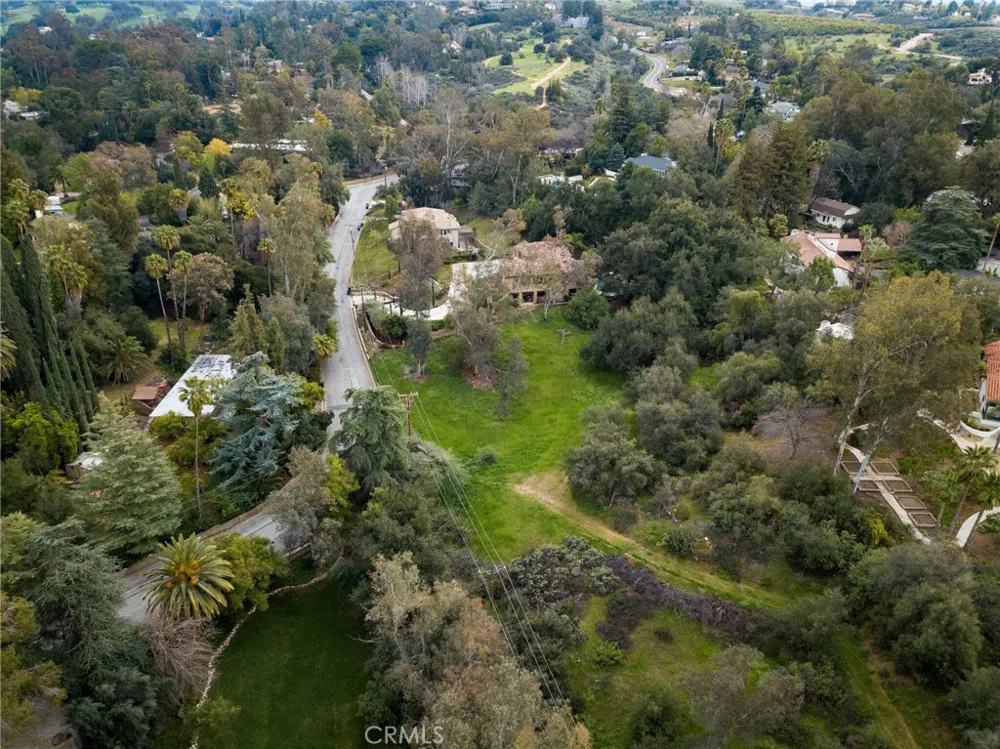 1702 Dwight Street Redlands, CA 92373