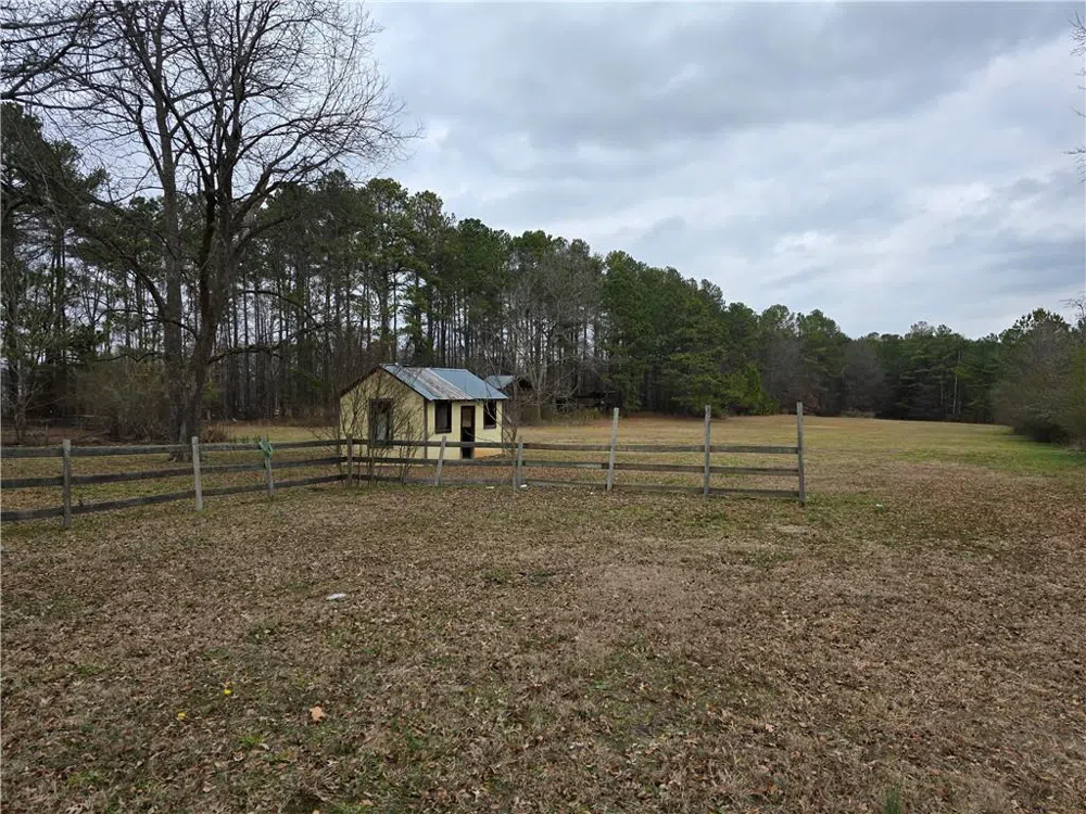 3016 Loganville Highway Loganville, GA 30052