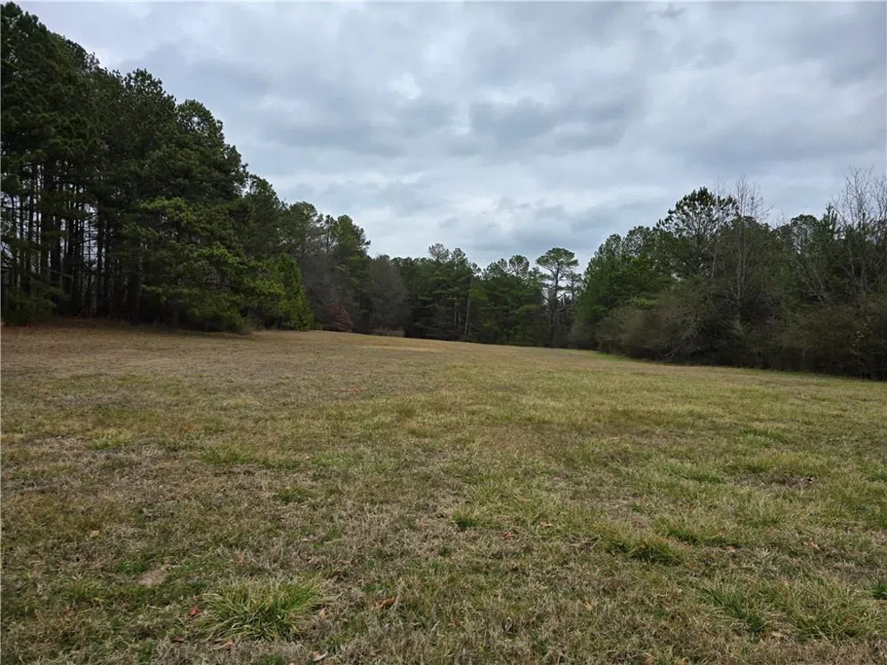 3016 Loganville Highway Loganville, GA 30052