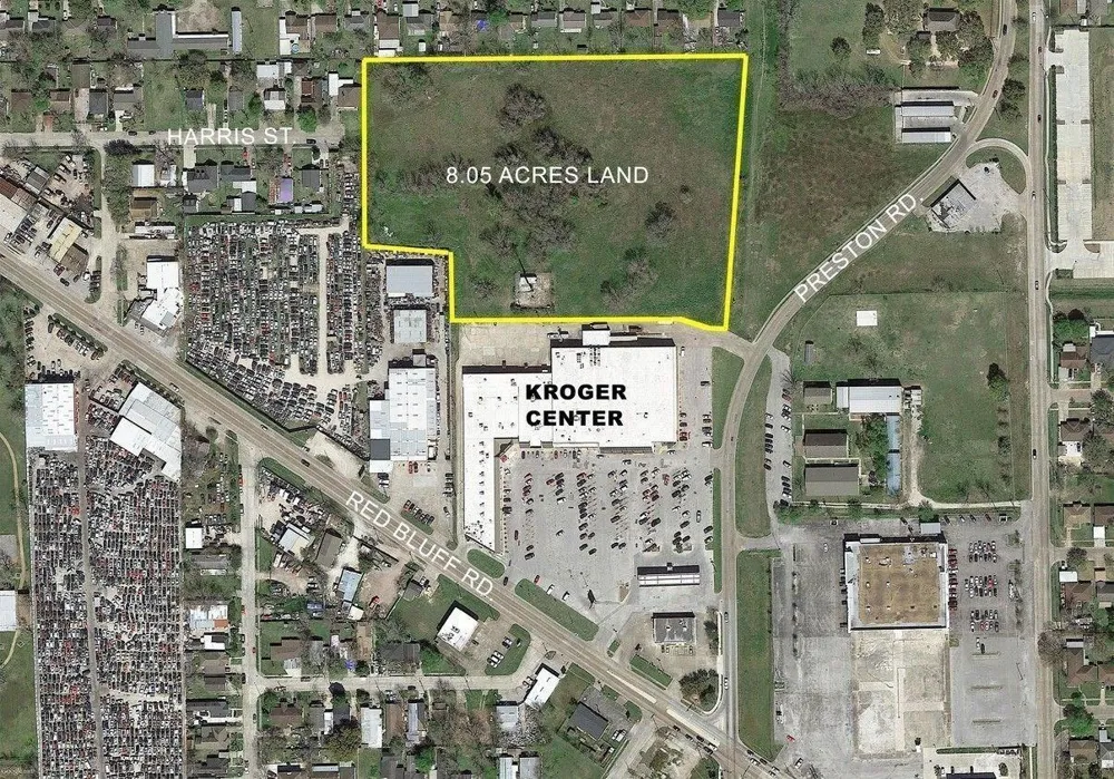 2619 Red Bluff Pasadena, TX 77506