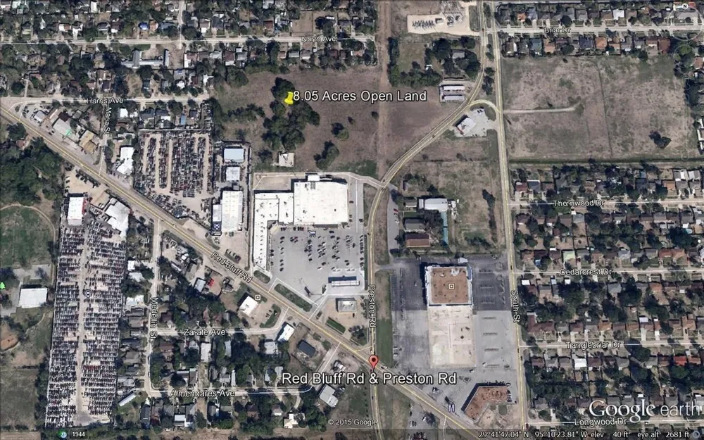 2619 Red Bluff Pasadena, TX 77506