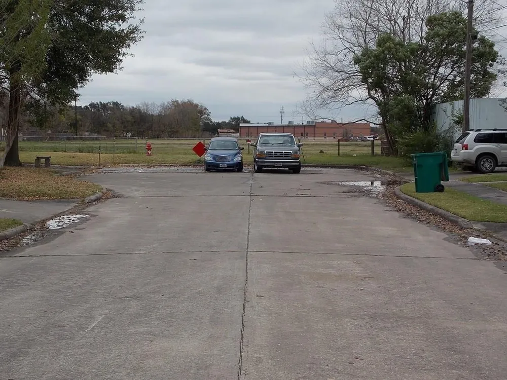 2619 Red Bluff Pasadena, TX 77506