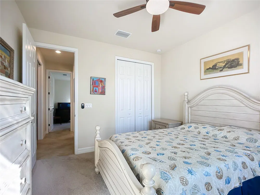 2902 AVIAMAR CIRCLE Naples, FL 34114
