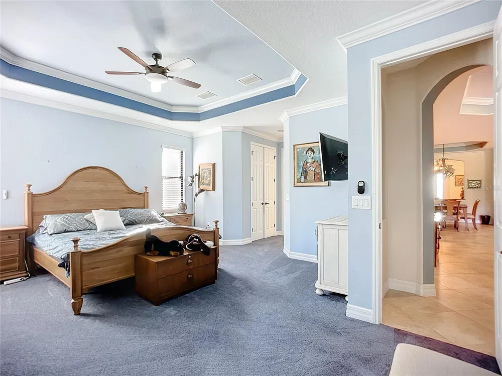2902 AVIAMAR CIRCLE Naples, FL 34114