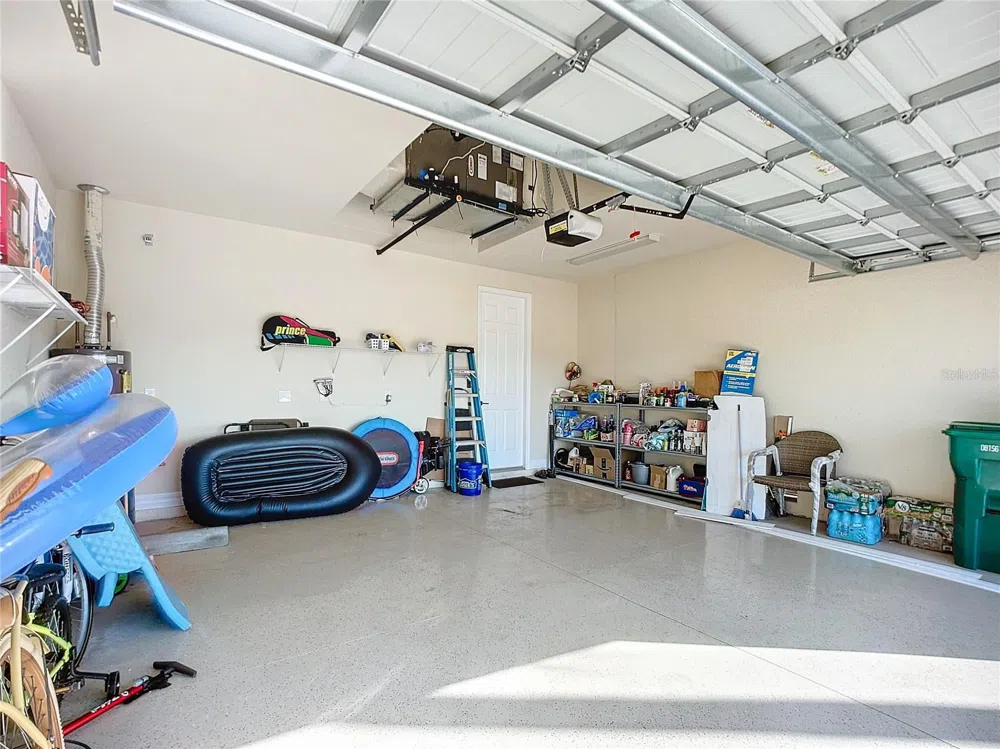 2902 AVIAMAR CIRCLE Naples, FL 34114