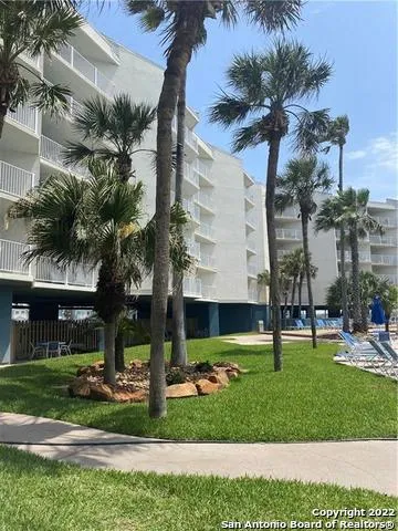 800 Sandcastle Dr #214 Port Aransas, TX 78373
