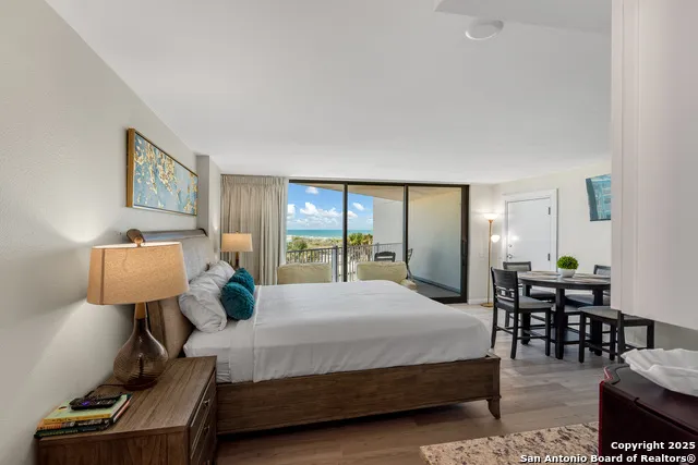 800 Sandcastle Dr #214 Port Aransas, TX 78373