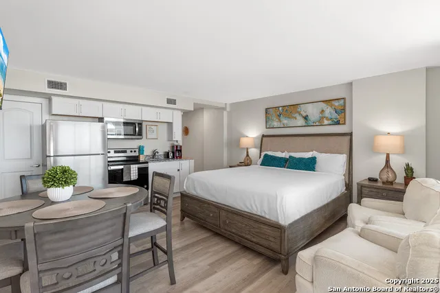 800 Sandcastle Dr #214 Port Aransas, TX 78373