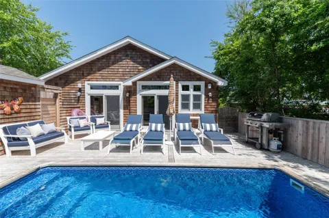 112 Ocean Road