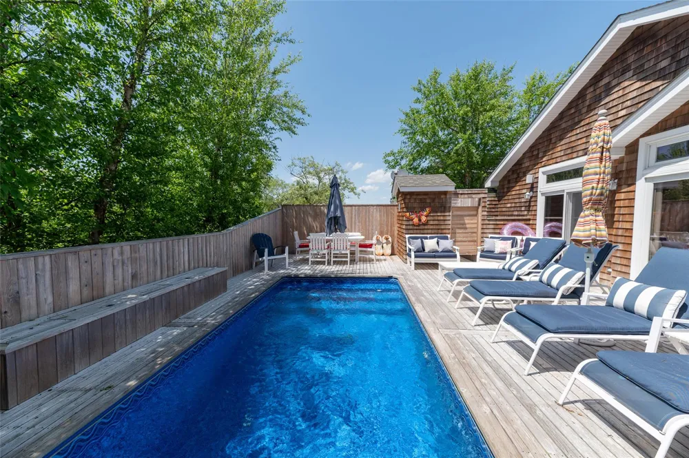 112 Ocean Road Ocean Beach, NY 11770