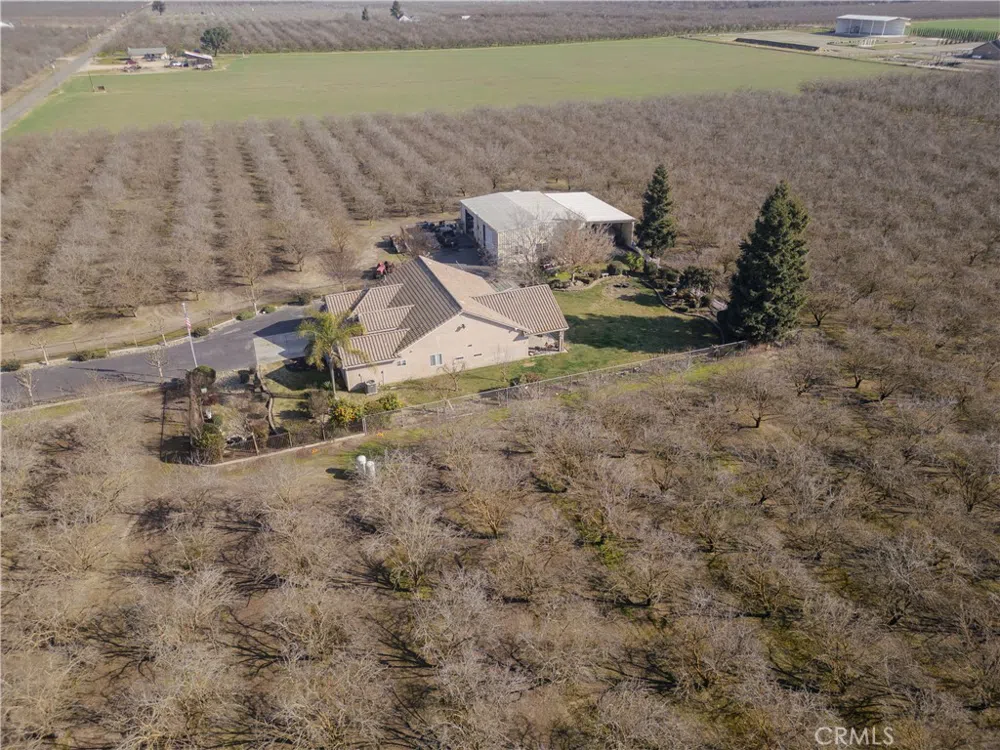 6839 Mercedes Avenue Winton, CA 95388