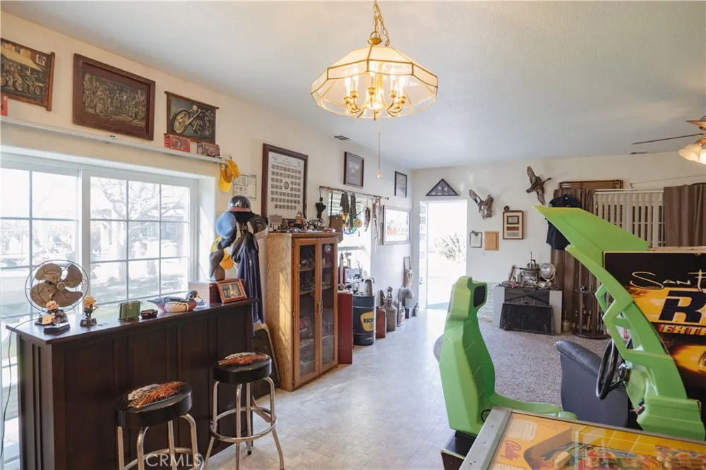 6839 Mercedes Avenue Winton, CA 95388