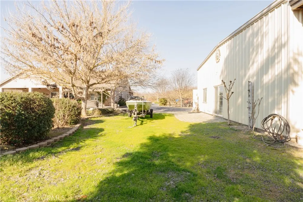 6839 Mercedes Avenue Winton, CA 95388