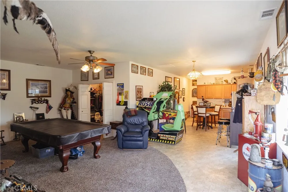 6839 Mercedes Avenue Winton, CA 95388