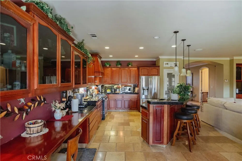 6839 Mercedes Avenue Winton, CA 95388