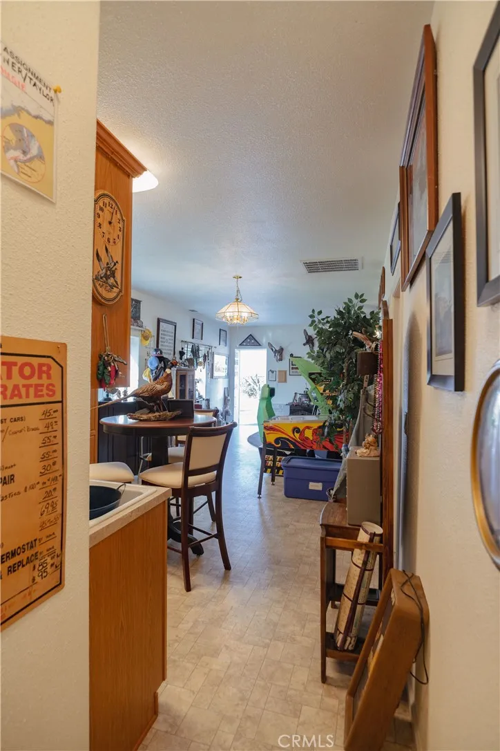 6839 Mercedes Avenue Winton, CA 95388