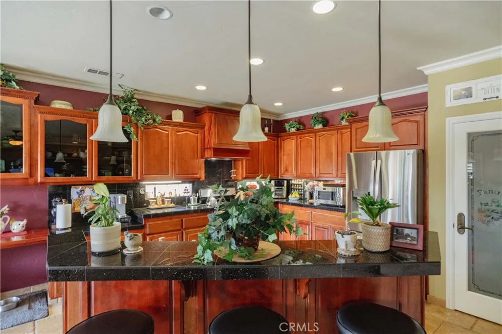 6839 Mercedes Avenue Winton, CA 95388