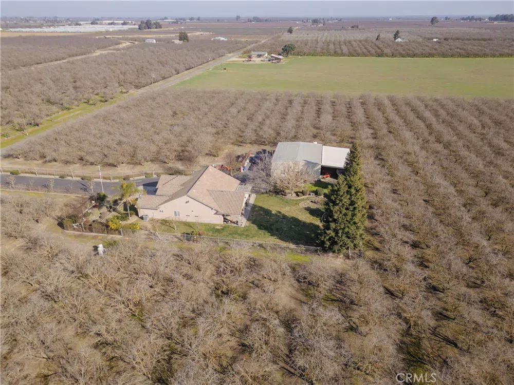 6839 Mercedes Avenue Winton, CA 95388