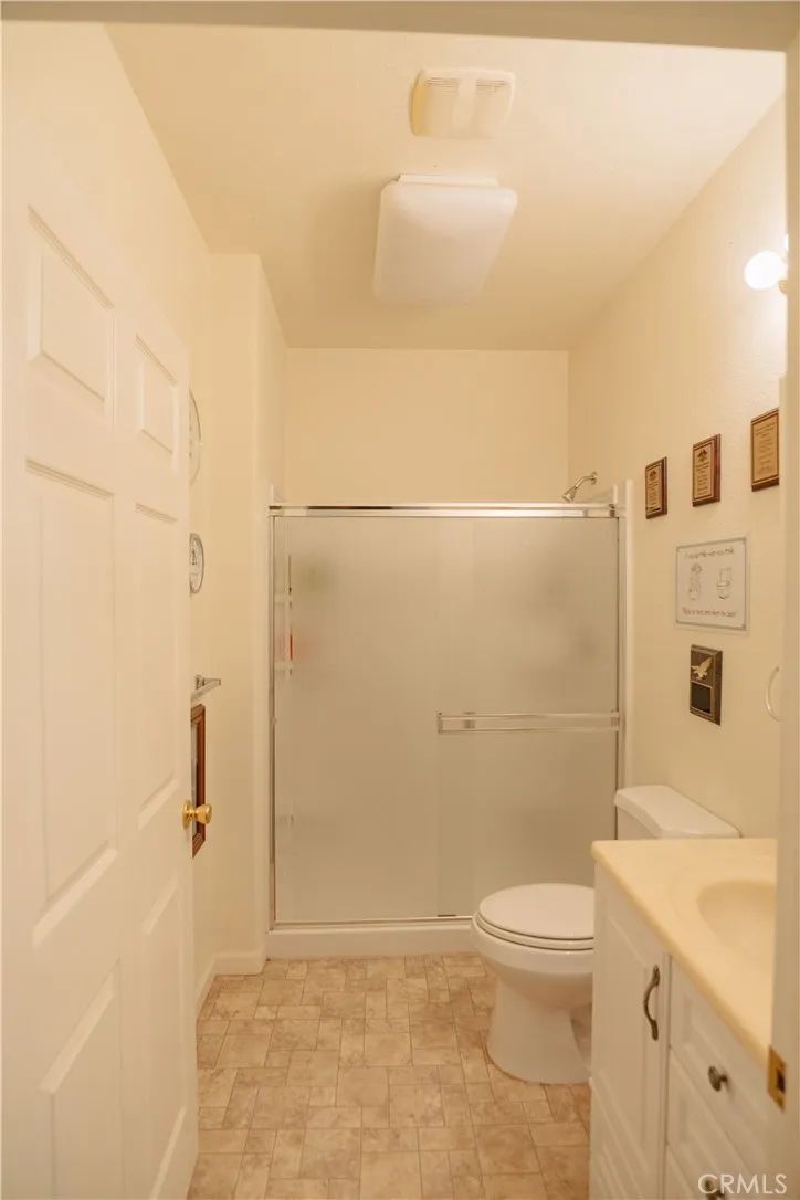 6839 Mercedes Avenue Winton, CA 95388