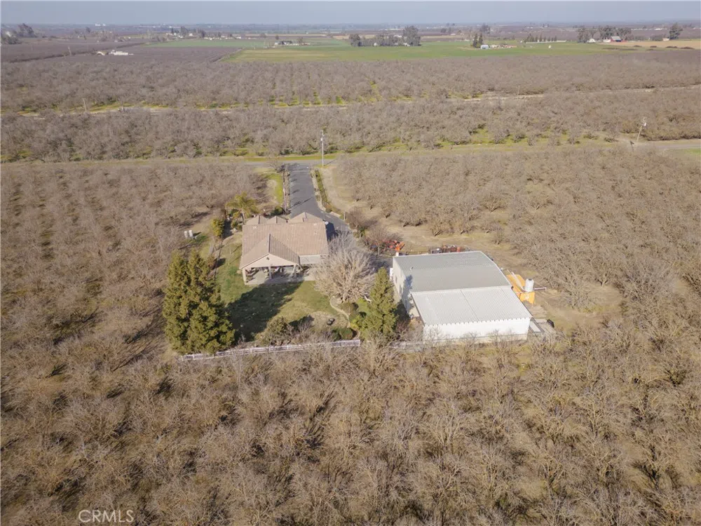 6839 Mercedes Avenue Winton, CA 95388