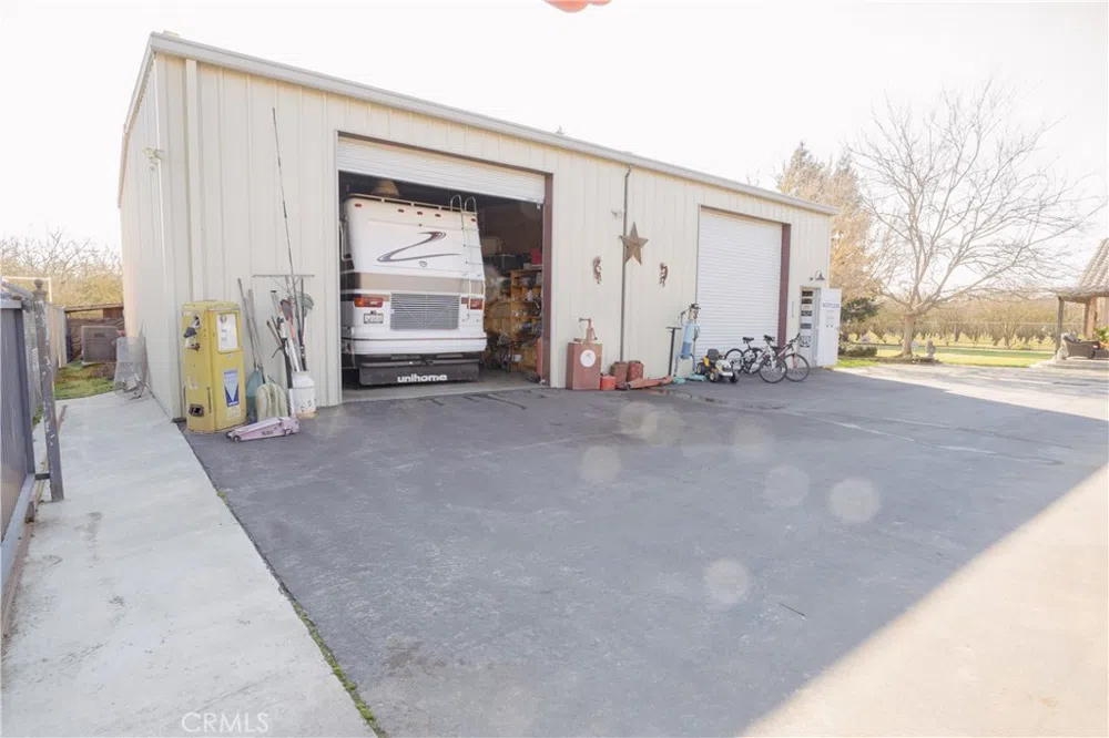 6839 Mercedes Avenue Winton, CA 95388
