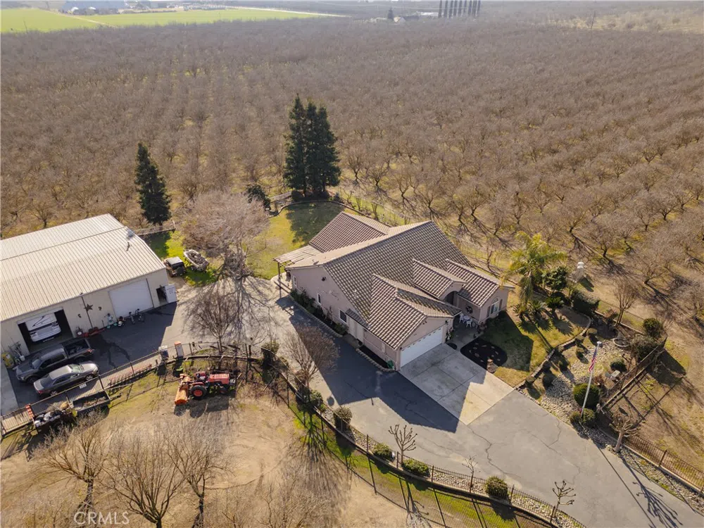6839 Mercedes Avenue Winton, CA 95388