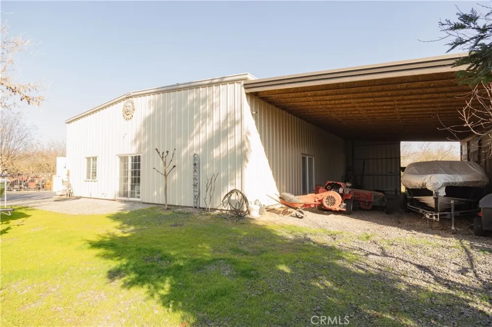 6839 Mercedes Avenue Winton, CA 95388