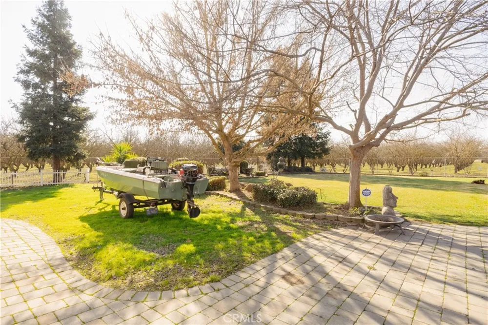 6839 Mercedes Avenue Winton, CA 95388