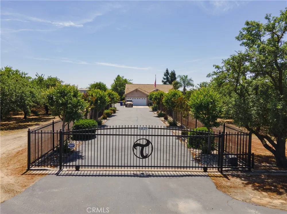 6839 Mercedes Avenue Winton, CA 95388