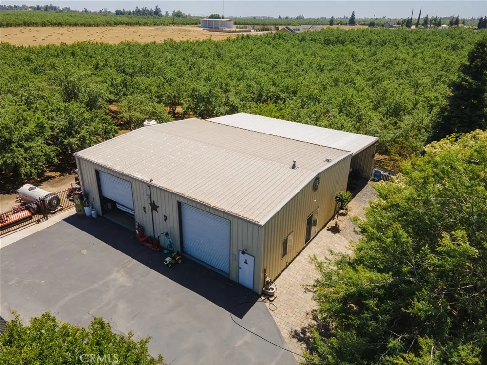 6839 Mercedes Avenue Winton, CA 95388