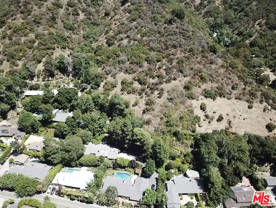 Mandeville Canyon Road Los Angeles, CA 90049