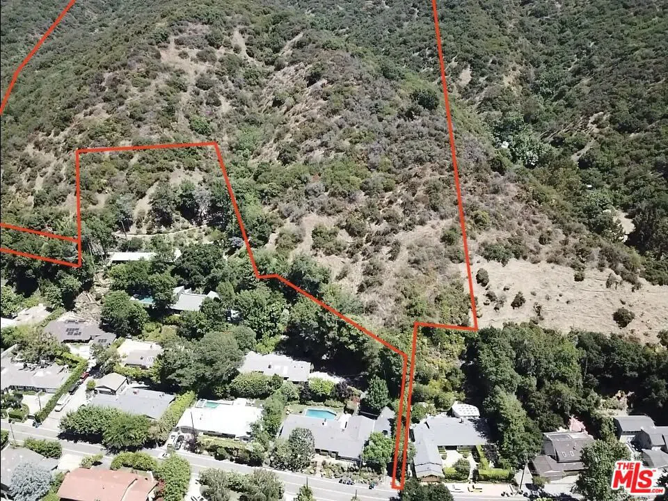 Mandeville Canyon Road Los Angeles, CA 90049