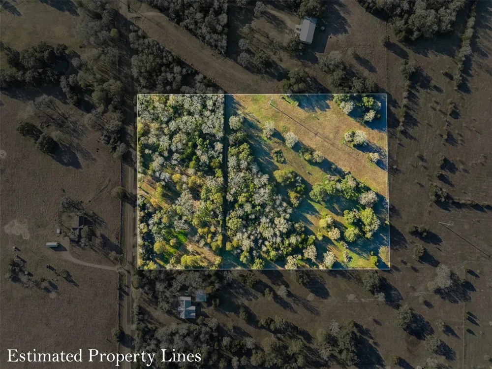1038 County Road 207 Road Weimar, TX 78962