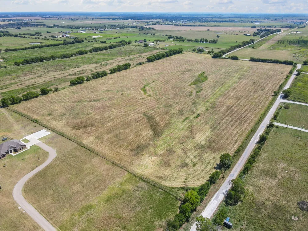 County Road 302 Grandview, TX 76050