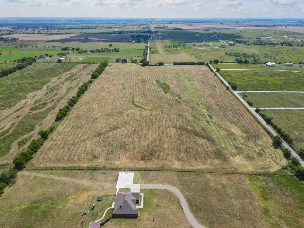 County Road 302 Grandview, TX 76050